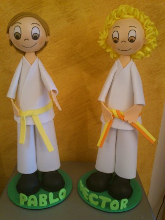 Hermanos karatekas